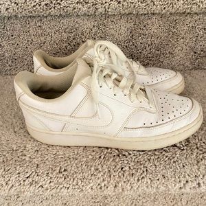 Nike Court Vision Low Women Triple White 8.5